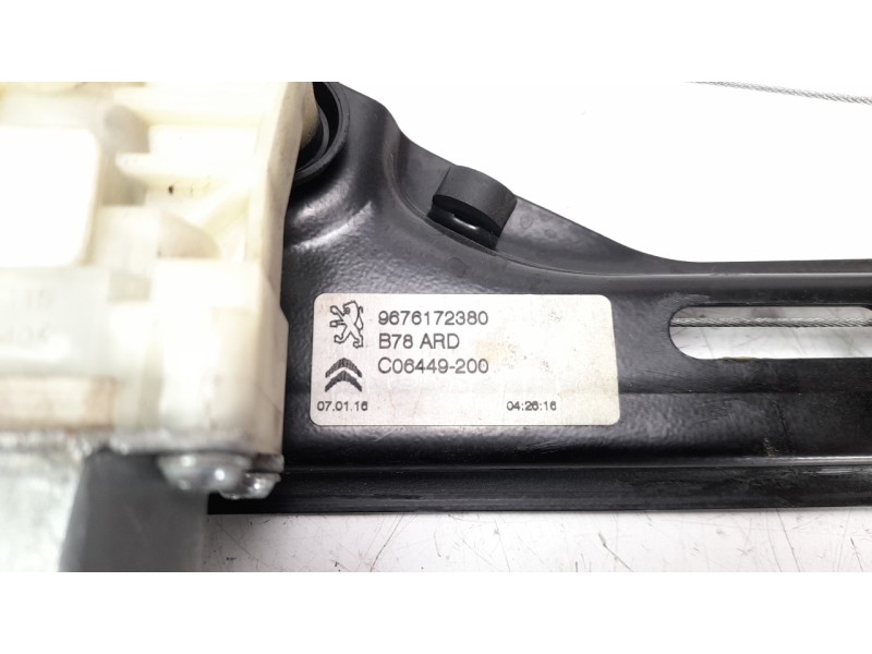 Recambio de elevalunas trasero derecho para citroen c4 grand picasso feel edition referencia OEM IAM 9826076480 106075617 