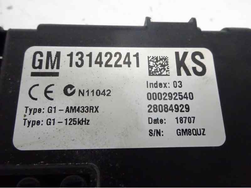 Recambio de caja reles / fusibles para opel corsa d essentia referencia OEM IAM 131142241 000292540 28084929