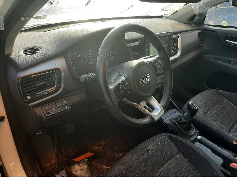 kia stonic (ybcuv) del año 2018