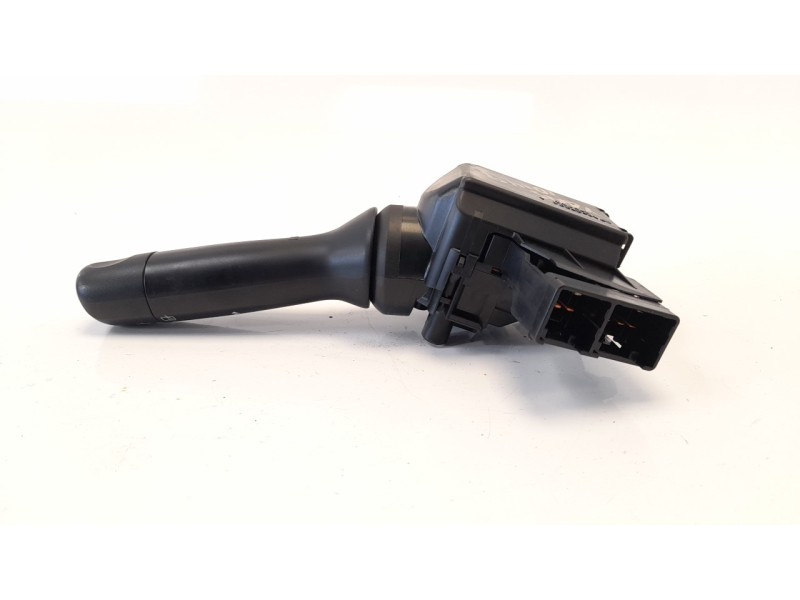 Recambio de mando limpia para toyota yaris active referencia OEM IAM 846520D040  