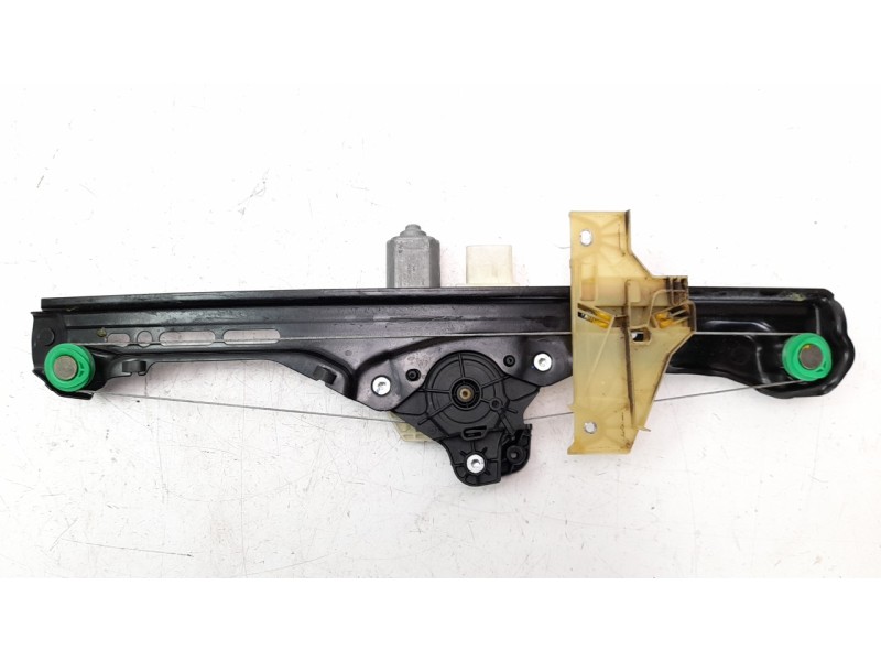 Recambio de elevalunas trasero izquierdo para citroen c4 grand picasso feel edition referencia OEM IAM 9676172480 106075618 