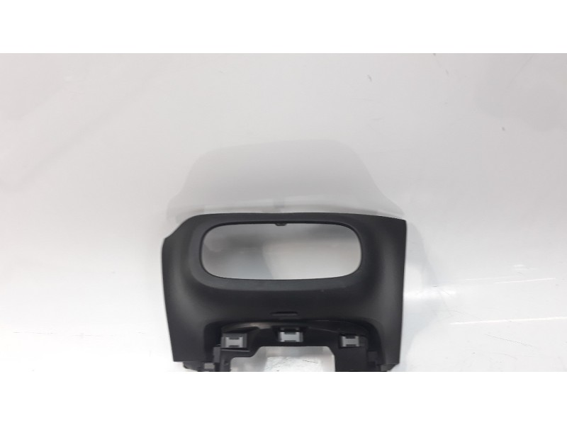 Recambio de moldura para smart forfour referencia OEM IAM A4536803105  