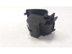 Recambio de moldura para ssangyong rexton w 2.0 td cat referencia OEM IAM 7798808B21   2