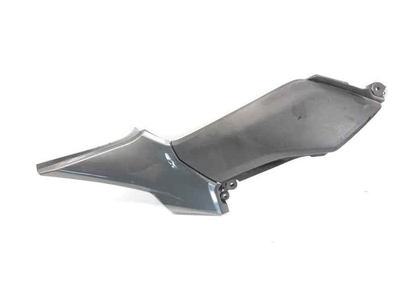 Recambio de moldura para kawasaki z 900 z 900 referencia OEM IAM 360010658  