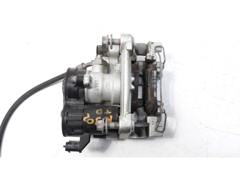 Recambio de pinza de freno trasera derecha para ford focus st-line referencia OEM IAM LX612D250  
