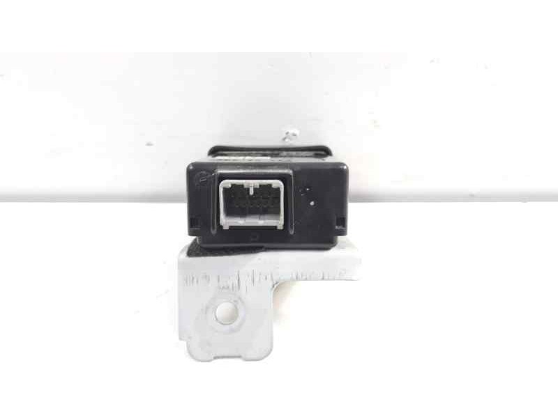 Recambio de modulo electronico para kia sportage emotion 4x2 referencia OEM IAM 958002S500  
