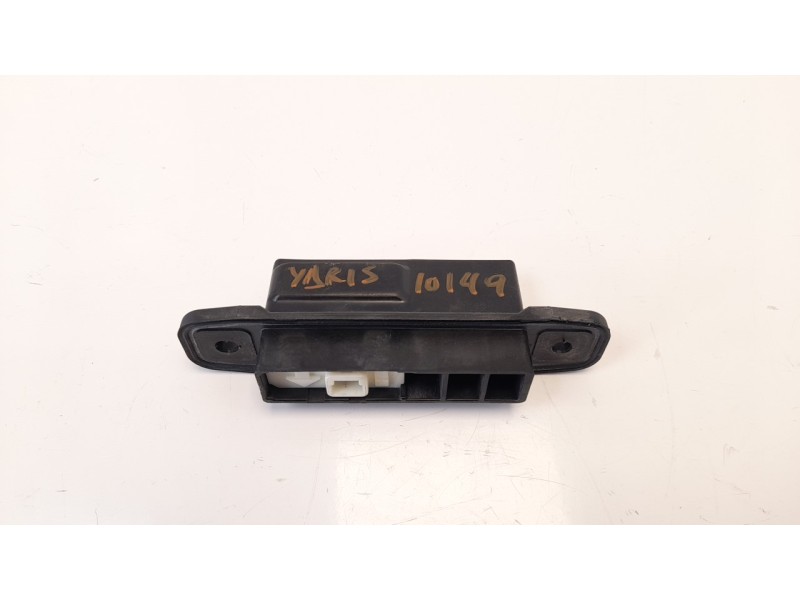 Recambio de maneta exterior porton para toyota yaris active referencia OEM IAM 0505Q1N  