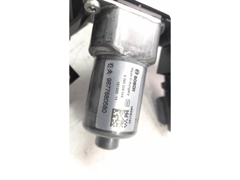 Recambio de motor limpia trasero para citroen c4 grand picasso feel edition referencia OEM IAM 9677680580 0390208008 