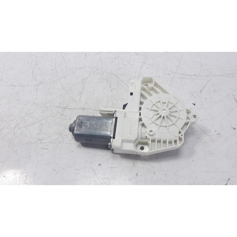 Recambio de motor elevalunas trasero izquierdo para seat alhambra (711) 1.4 16v tsi referencia OEM IAM 8K0959802B  