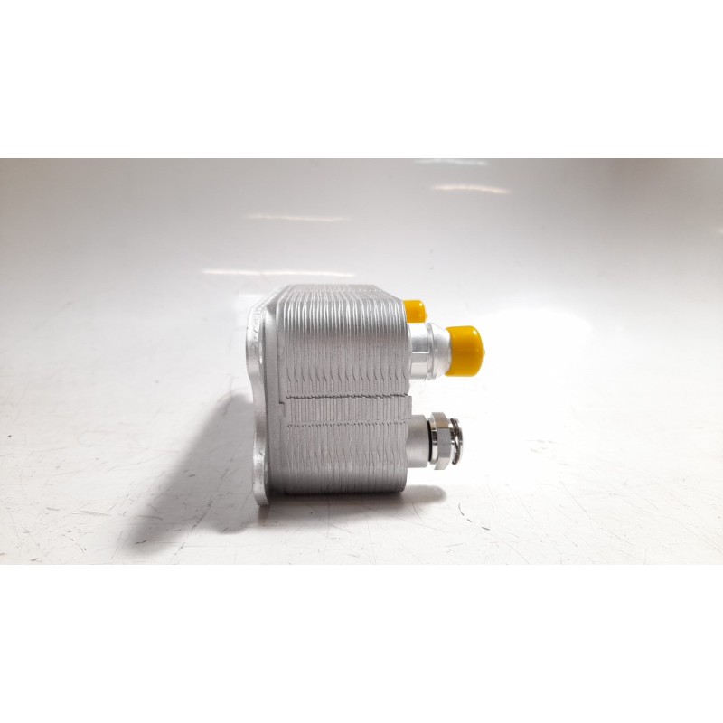 Recambio de enfriador aceite motor para mercedes-benz clase c (w204) berlina referencia OEM IAM A0995001100 413756 