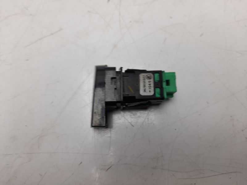Recambio de interruptor para citroen c4 picasso referencia OEM IAM 9678101077  