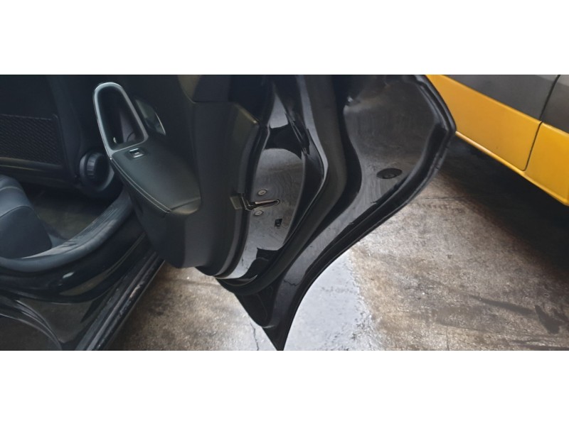 Recambio de cerradura puerta trasera derecha para mercedes-benz clase a berlina (bm 177) a 200 d (117.112) referencia OEM IAM 09