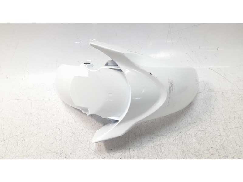 Recambio de guardabarros para honda pcx 125 referencia OEM IAM 61100K1ZJ10YA  