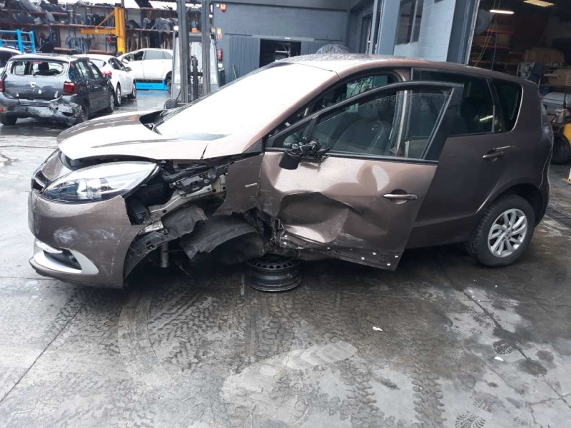 renault scenic iii del año 2016