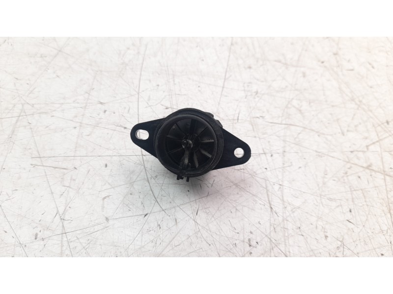 Recambio de sensor para ssangyong rexton limited 4x4 referencia OEM IAM 6870036010  