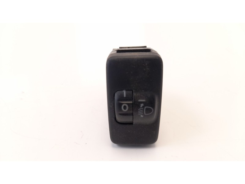 Recambio de interruptor para toyota hilux (kun) 2.5 turbodiesel referencia OEM IAM 841520K011  