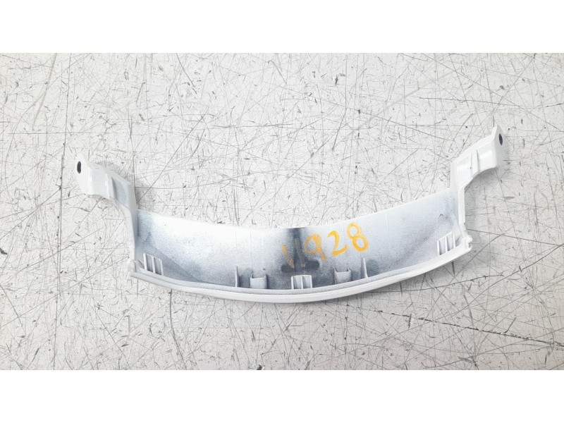 Recambio de moldura para honda pcx 125 referencia OEM IAM 64503K1ZJ101  