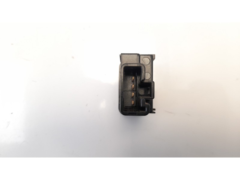 Recambio de interruptor para toyota hilux (kun) 2.5 turbodiesel referencia OEM IAM 849880K020  