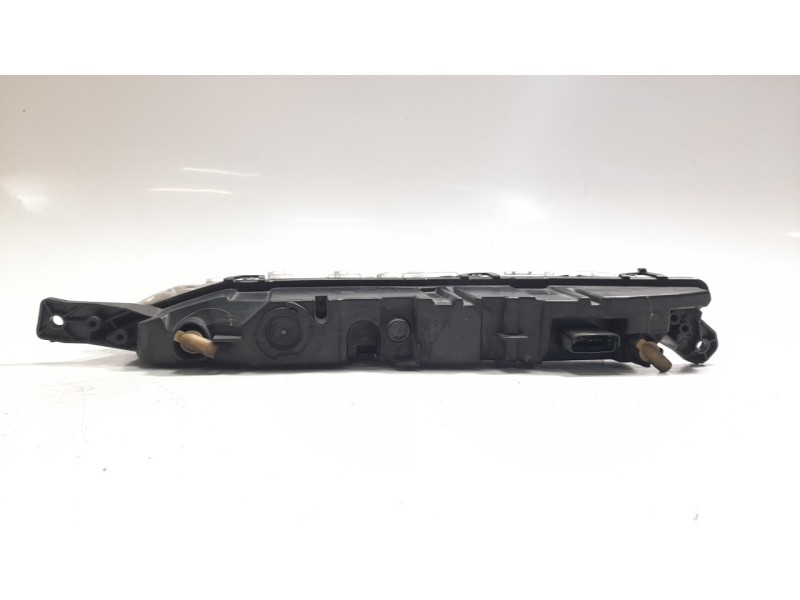 Recambio de piloto delantero derecho para citroen c4 grand picasso feel edition referencia OEM IAM 9676036480  