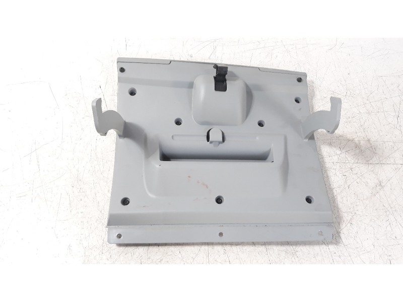 Recambio de guantera para dacia sandero basis referencia OEM IAM 685116430R  