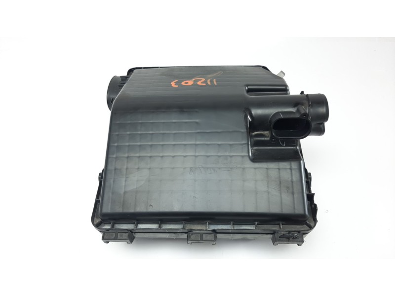 Recambio de filtro aire para suzuki vitara 1.4 16v boosterjet cat referencia OEM IAM 68MA01  