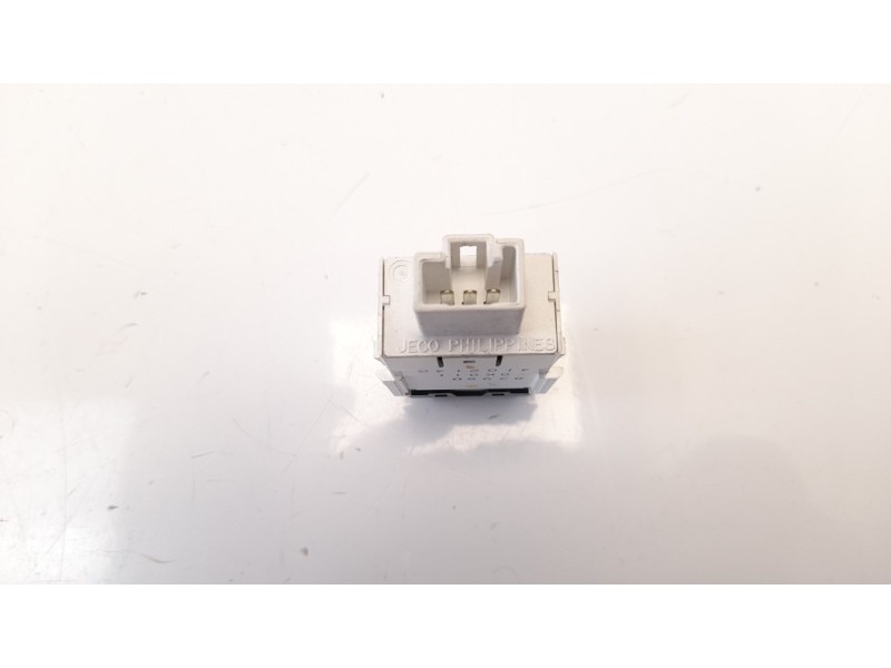 Recambio de interruptor para toyota hilux (kun) 2.5 turbodiesel referencia OEM IAM 839500K011  