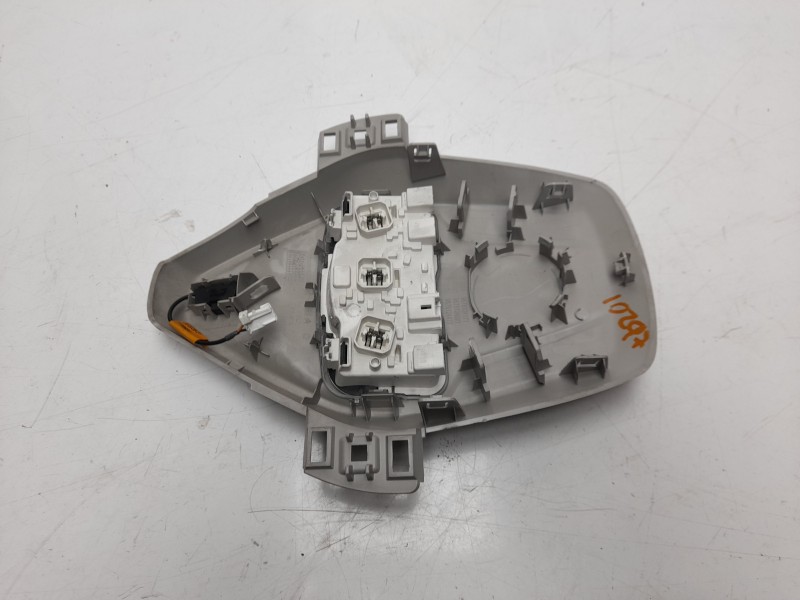 Recambio de luz interior para citroen c4 picasso referencia OEM IAM 9678124177  