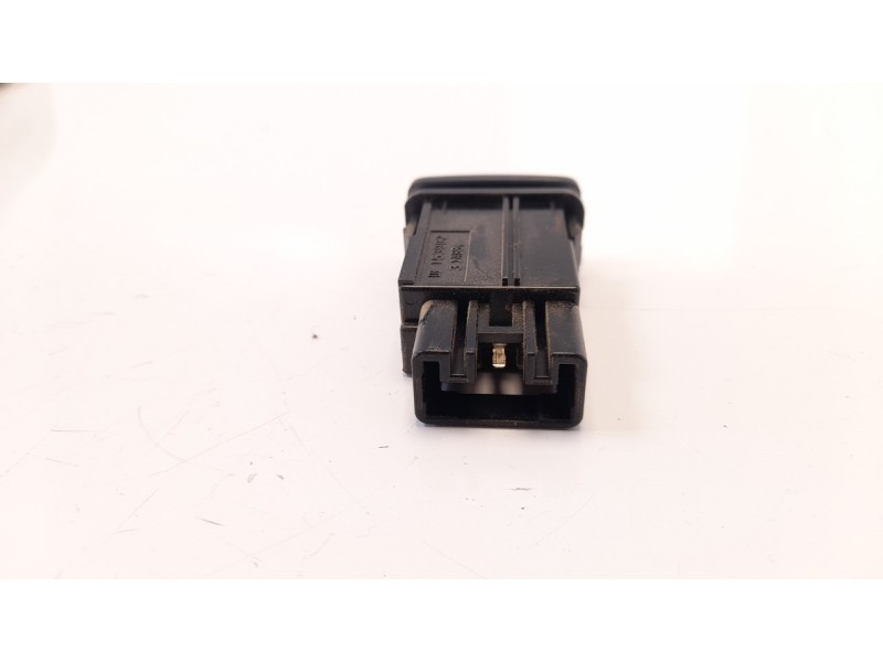 Recambio de interruptor para toyota hilux (kun) 2.5 turbodiesel referencia OEM IAM 847900K050  