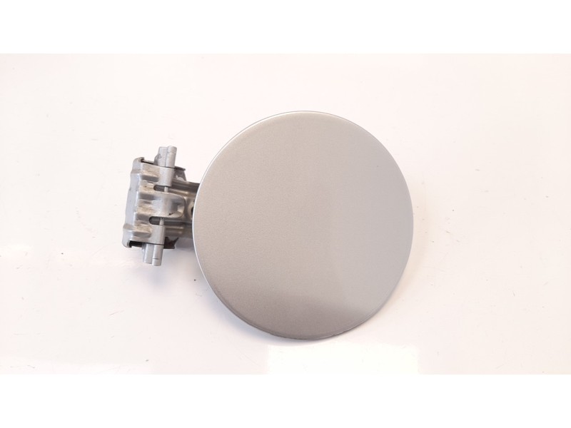 Recambio de tapa exterior combustible para toyota yaris active referencia OEM IAM 773500D080  
