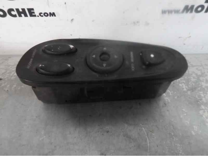 Recambio de mando elevalunas delantero izquierdo para hyundai coupe (j2) 1.6 fx coupe referencia OEM IAM   
