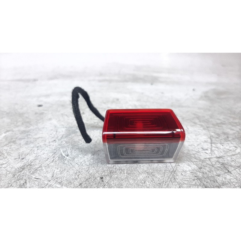 Recambio de luz interior para mercedes-benz clase a berlina (bm 177) a 200 d (117.112) referencia OEM IAM A0009064905  