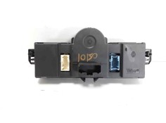 Recambio de mando climatizador para renault clio iii dynamique referencia OEM IAM 8200296683   2