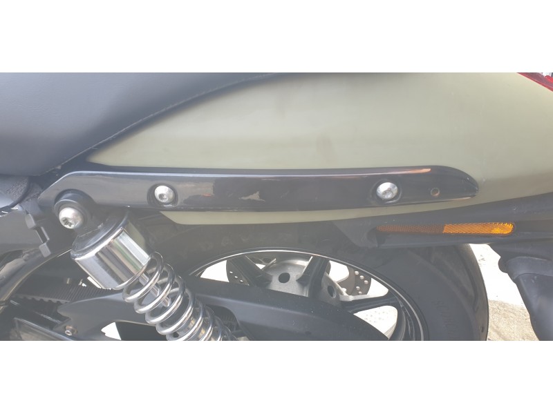 Recambio de moldura para harley-davidson street referencia OEM IAM 57200069  