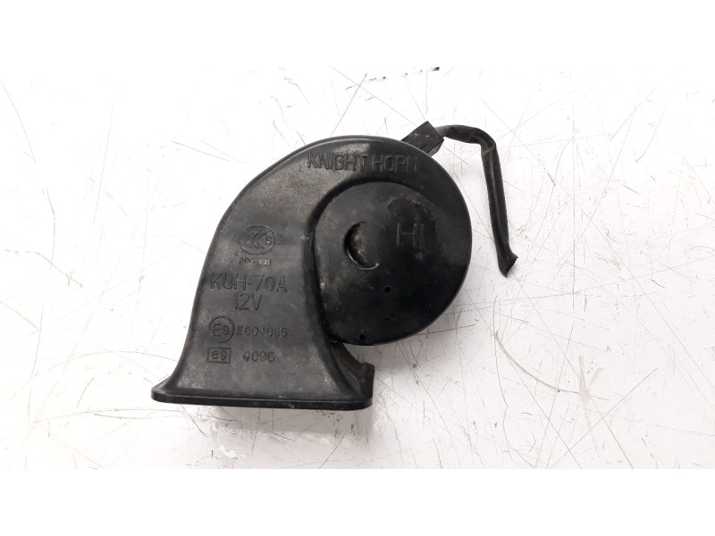 Recambio de claxon para mazda 3 lim. () 2.2 turbodiesel cat referencia OEM IAM KUH70A  