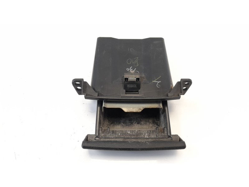 Recambio de cenicero para toyota hilux (kun) 2.5 turbodiesel referencia OEM IAM 741210K010  