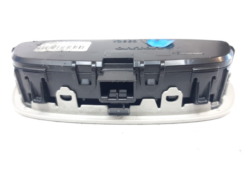 Recambio de luz interior para volvo v40 1.6 diesel cat referencia OEM IAM 31305650  
