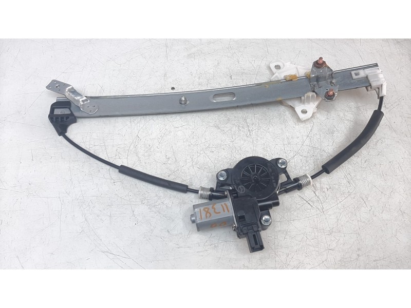 Recambio de elevalunas delantero derecho para mazda 3 lim. () 2.2 turbodiesel cat referencia OEM IAM BHN958590A  