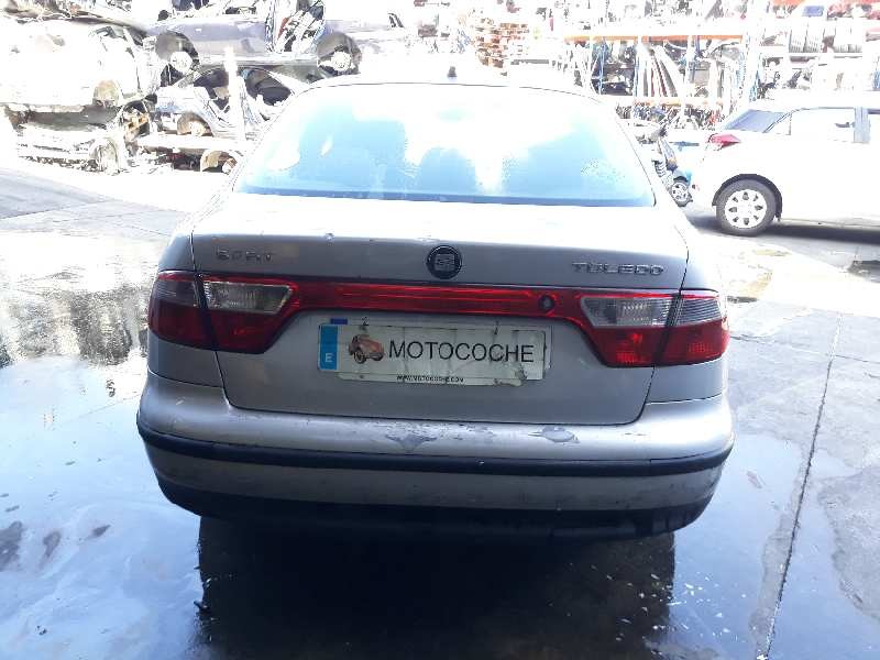 seat toledo (1m2) del año 2002