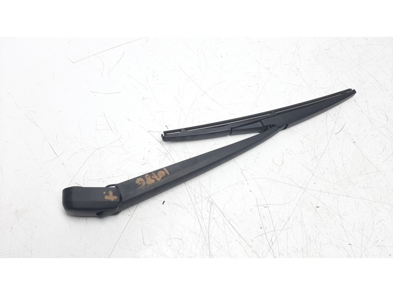 Recambio de brazo limpia trasero para mazda 3 lim. () 2.2 turbodiesel cat referencia OEM IAM GHP967421  