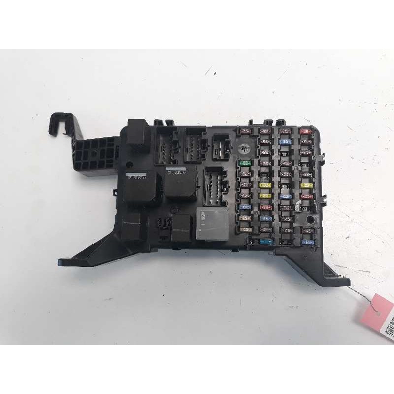 Recambio de caja reles / fusibles para ford mondeo berlina (ge) trend (06.2003) (d) referencia OEM IAM 4S7T14A073AB  