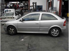 opel astra g berlina del año 2000 2