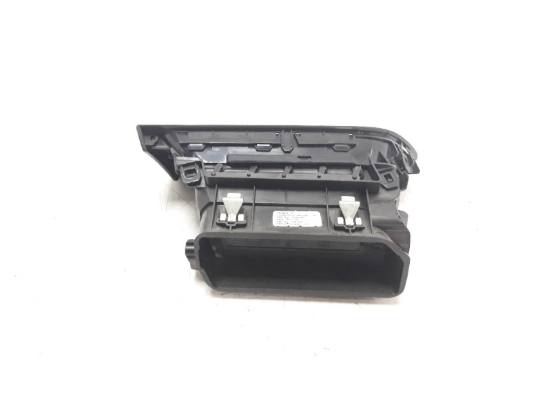 Recambio de rejilla aireadora para peugeot 308 1.2 12v e-thp referencia OEM IAM 1303823XZD 10003397 