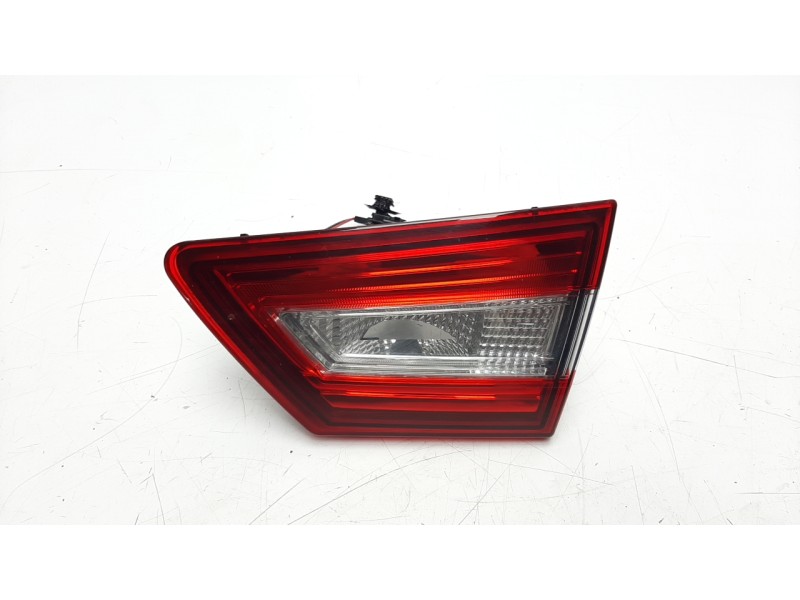 Recambio de piloto trasero derecho interior para renault clio iv 0.9 referencia OEM IAM 265505796R 104LLI211 