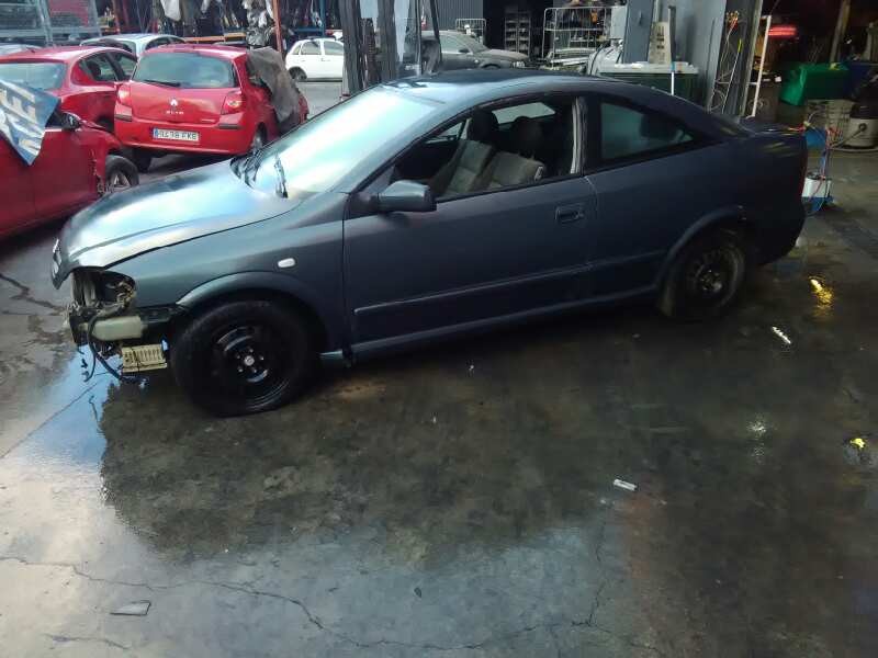opel astra g coupé del año 2001