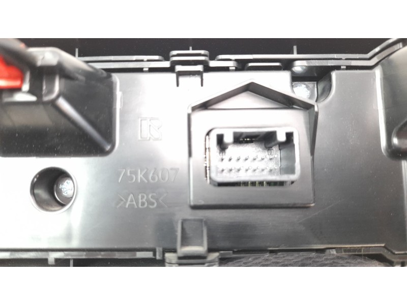 Recambio de modulo electronico para toyota rav4 referencia OEM IAM 861C042010C1  