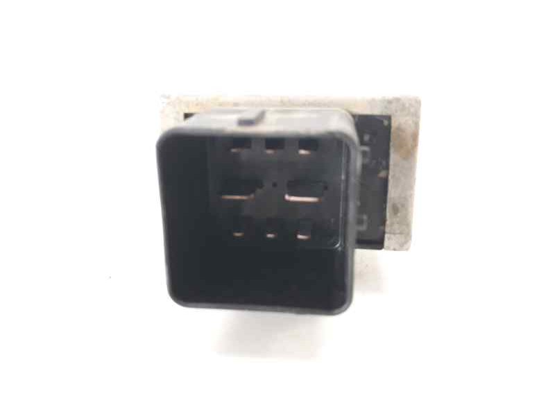 Recambio de caja precalentamiento para renault clio iv societé referencia OEM IAM 110678071R  