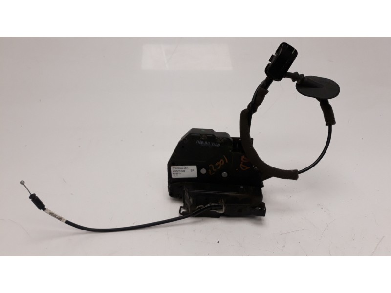 Recambio de cerradura puerta delantera derecha para renault clio iv 0.9 referencia OEM IAM 805004945R  