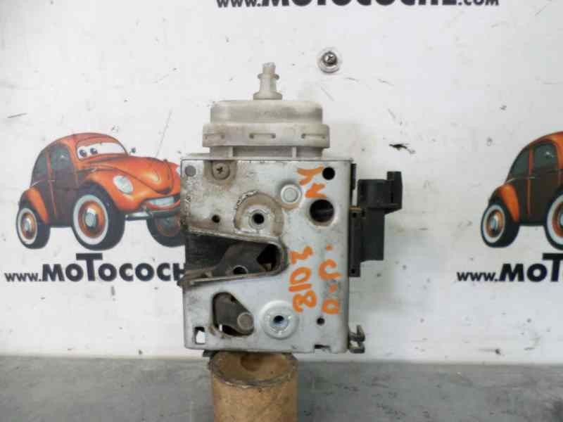 Recambio de cerradura puerta delantera derecha para audi a4 avant (b5) 2.6 quattro referencia OEM IAM   