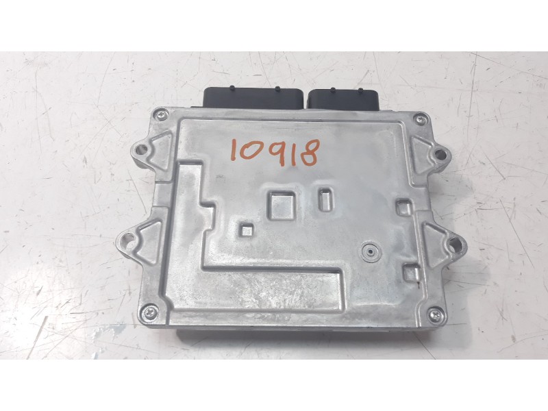 Recambio de centralita motor uce para mazda 3 berlina (bp) referencia OEM IAM HF0118881A E6TA1671HZC 