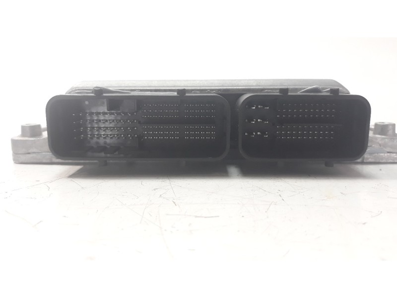Recambio de centralita motor uce para mazda 3 berlina (bp) referencia OEM IAM HF0118881A E6TA1671HZC 